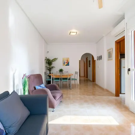 & Lagoon Swimming Pool Apartment Torrevieja