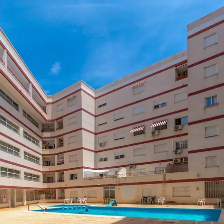 & Lagoon Swimming Pool Apartment Torrevieja