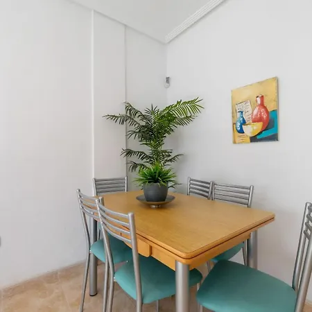 & Lagoon Swimming Pool Apartment Torrevieja